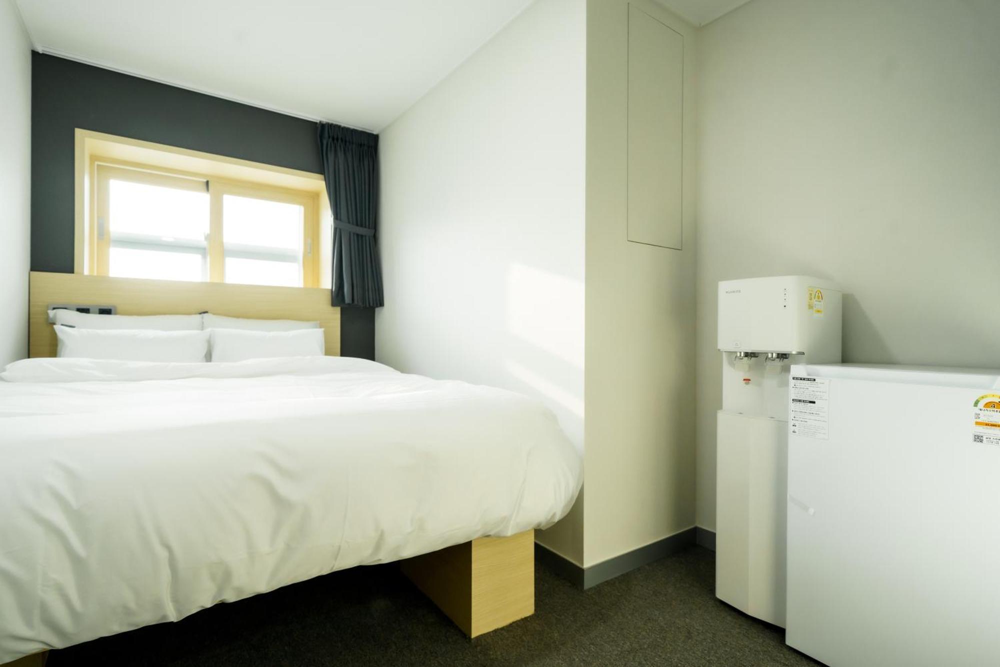 The Stay Hue Myeongdong Сеул Экстерьер фото
