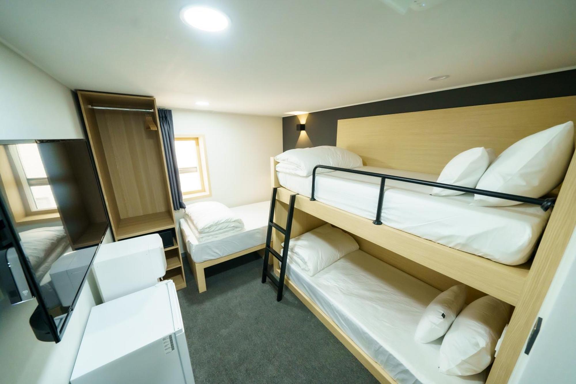 The Stay Hue Myeongdong Сеул Экстерьер фото